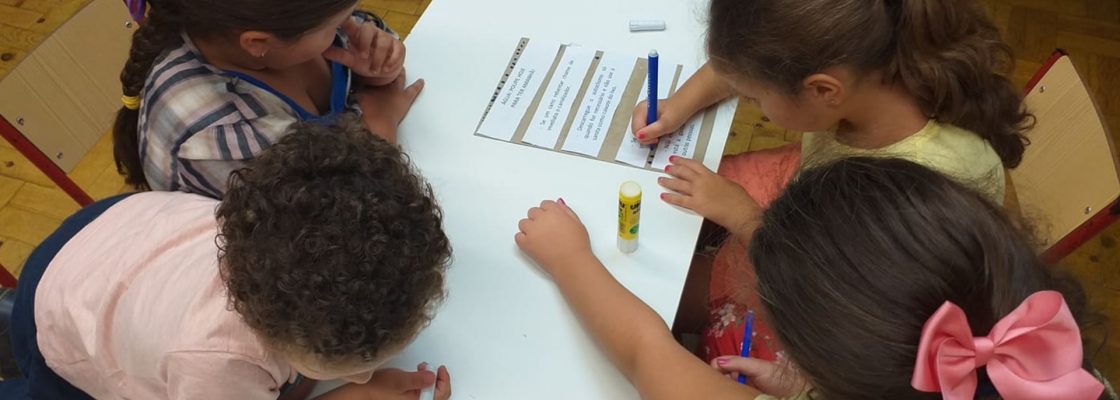 Agrupamento de Escolas recebe subsídios para aquisição de material