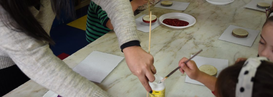 Câmara Municipal de Mora garante resposta ao fecho da Escola Básica e Jardim de Infância da pr...