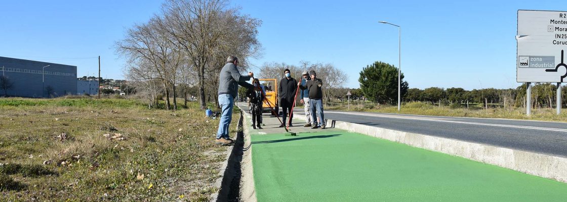 Ecopista de Mora pintada e requalificada