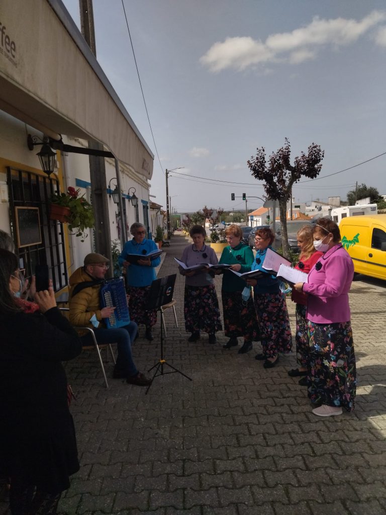 Mês das Migas termina com animação musical em Pavia