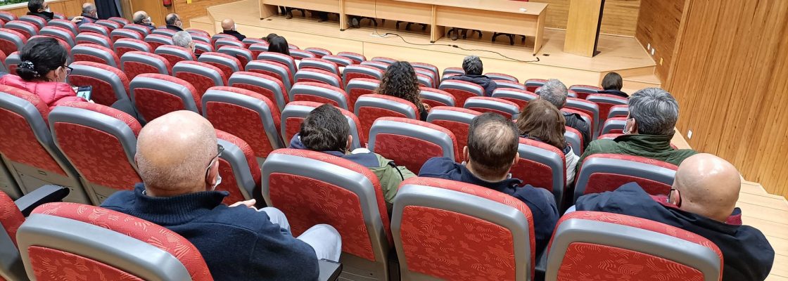 Equipa de apoio ao empreendedor e empresário apresentada