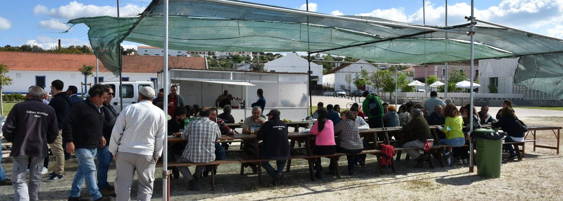 Câmara Municipal de Mora assinala Dia do Trabalhador com convívio entre os funcionários
