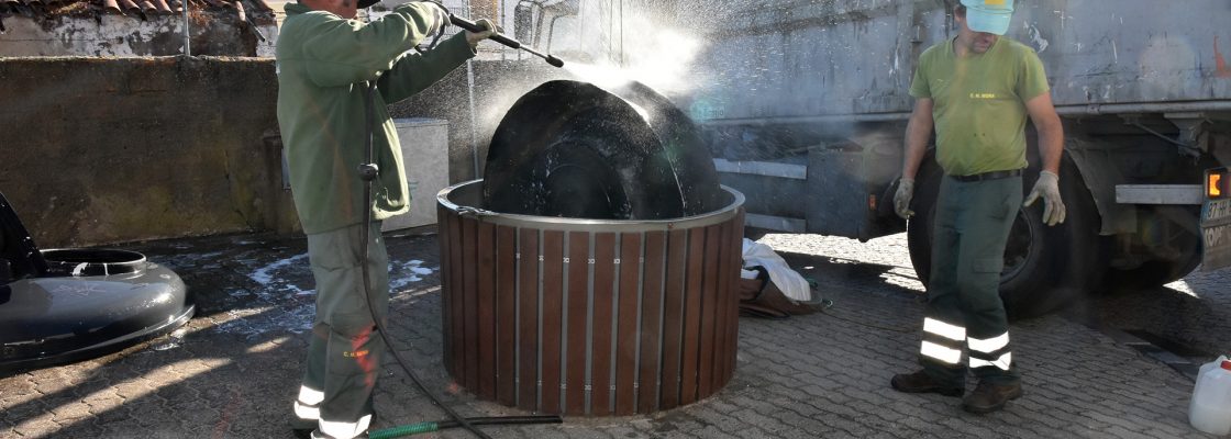 Município de Mora procede à higienização de moloks
