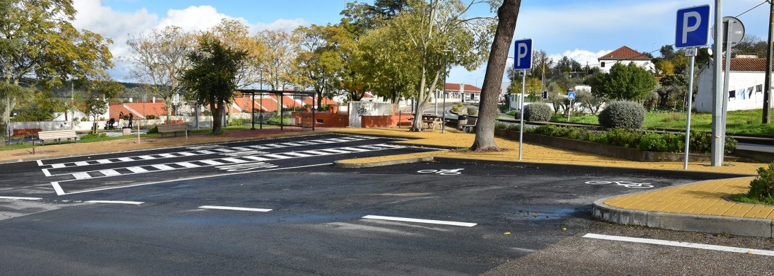 Nova paragem de autocarros já em funcionamento