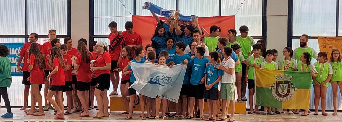 Escola de Natação participa no XXX Torneio Cidade de Estremoz