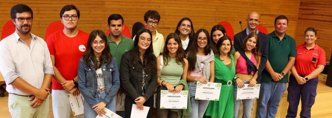 Jovens que integraram as equipas da Patrulha Verde reconhecidos na ExpoMora