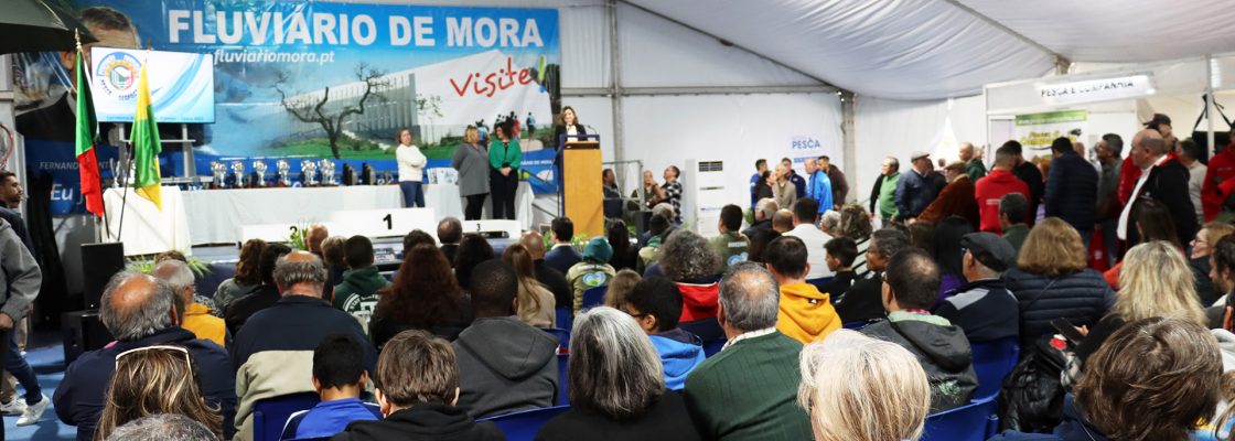 Mora recebeu centenas de visitantes em fim de semana de MoraPesca