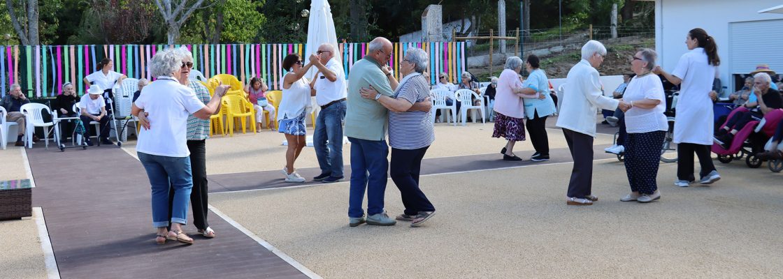 Mês do Idoso arranca com Matiné Dançante