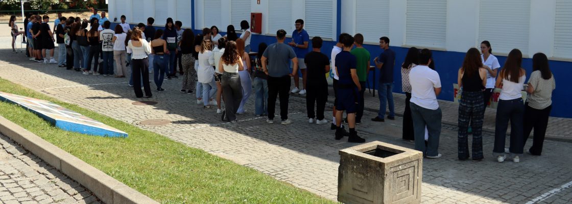 “Dar Voz às Profissões”