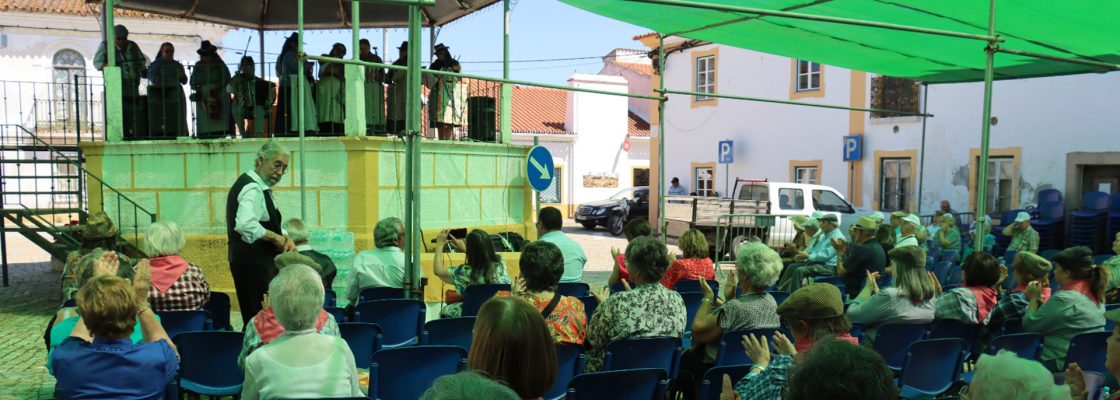 Cartão Municipal do Idosos celebra 24 anos em ambiente de festa e tradição