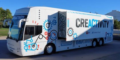 Creativity Bus inovação e diversão para os alunos de Mora