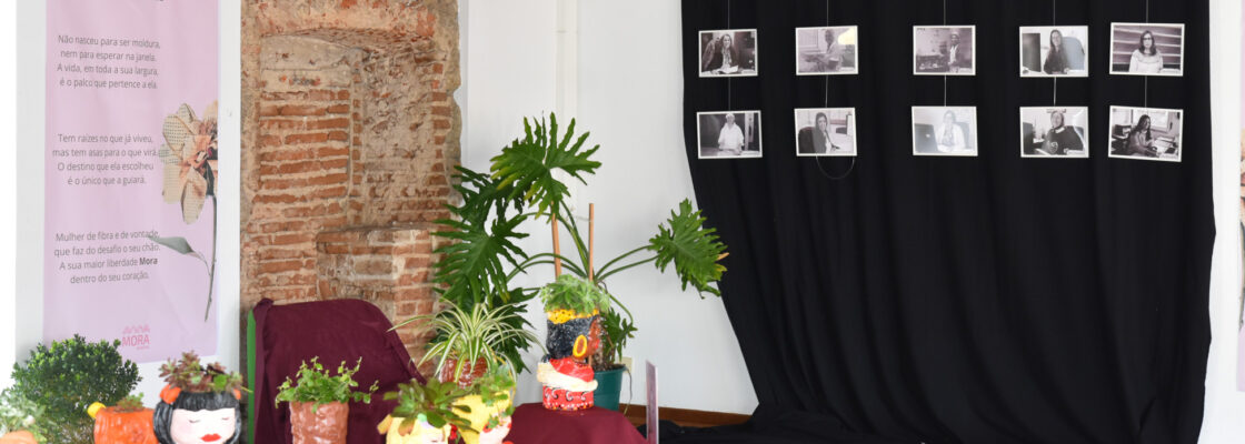 Exposição “Mãos que constroem: as mulheres no Município” e Mulher Vaso”