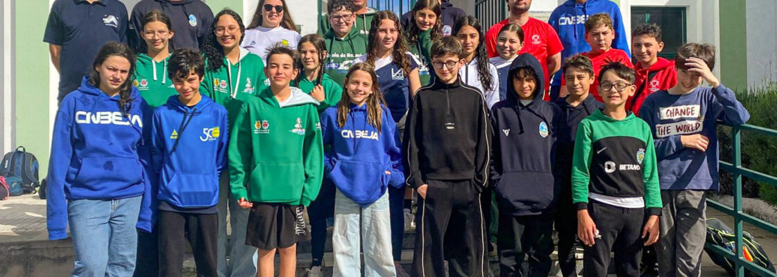 Atletas da Escola de Natação de Mora em Estágio da Seleção Regional