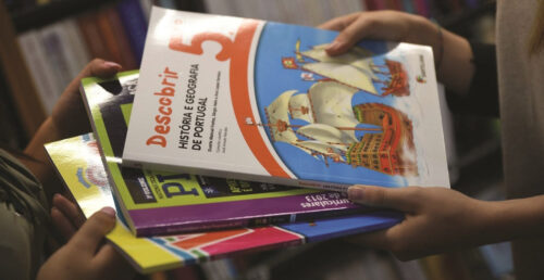 Livros de fichas gratuitos para todos os alunos do Agrupamento de Escolas de Mora